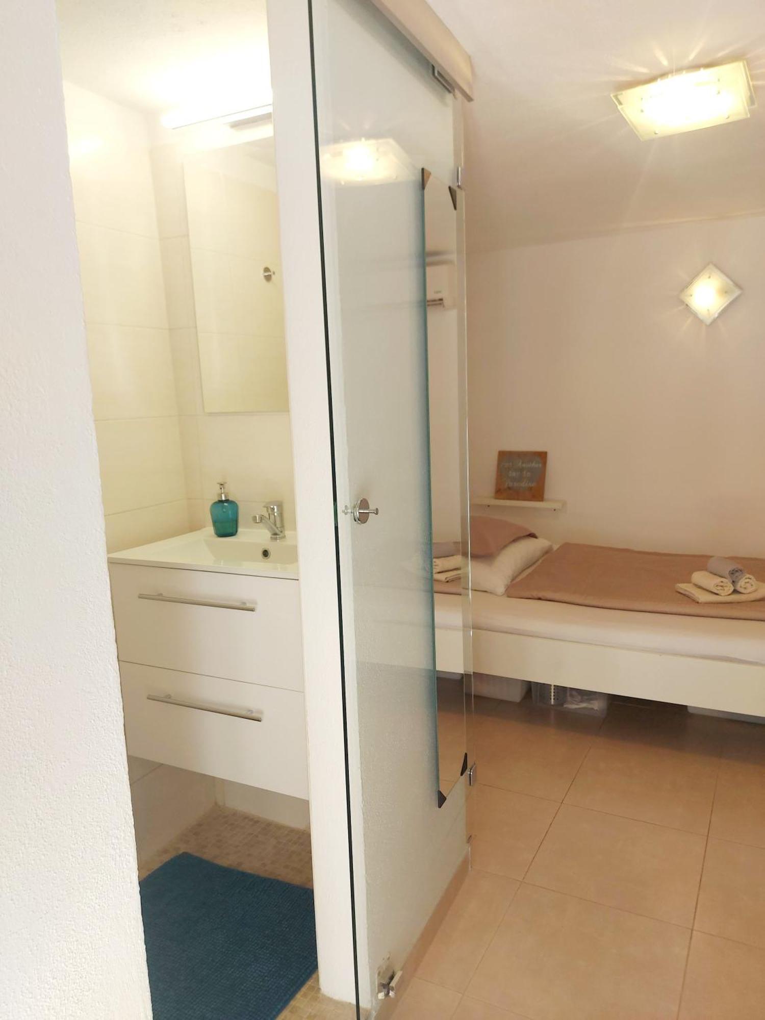 Little Palmina Hotel Split Room photo